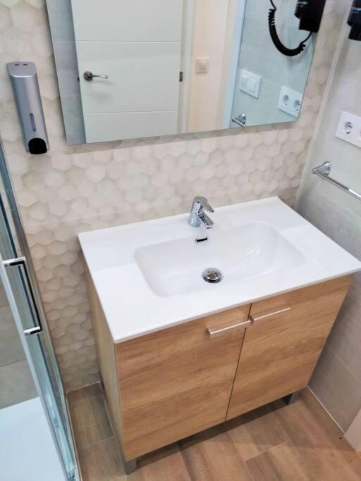 Loft La Calahorra Del Bere Con Posibilidad De Aparcamiento Pregunta Por El Pack Mas Amor قرطبة المظهر الخارجي الصورة